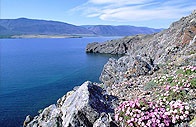 Ruské jezero Bajkal, nejhlubší jezero světa ukrývá pětinu pitné vody na Zemi