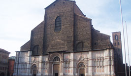 Piazza Maggiore - Bazilika San Petronio