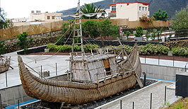 Replika starověké lodi na Kanárských ostrovech
