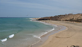 Pláž v letovisku Costa Calma - Fuerteventura - Kanárské ostrovy