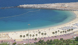 Jedna z mnoha pláží na Gran Canaria - Kanárské ostrovy