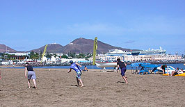 Pláž Las Alcaravaneras v Las Palmas - Kanárské ostrovy