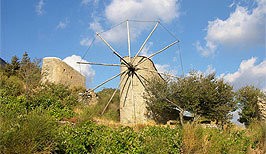 Větrné mlýny - dominanta kraje Lasithi - Kréta