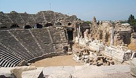 Antický amfiteátr (divadlo) v Side - Turecko